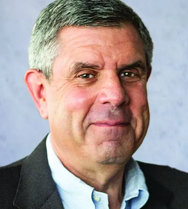 Web_Board_Wroblewski_gray_bkgd